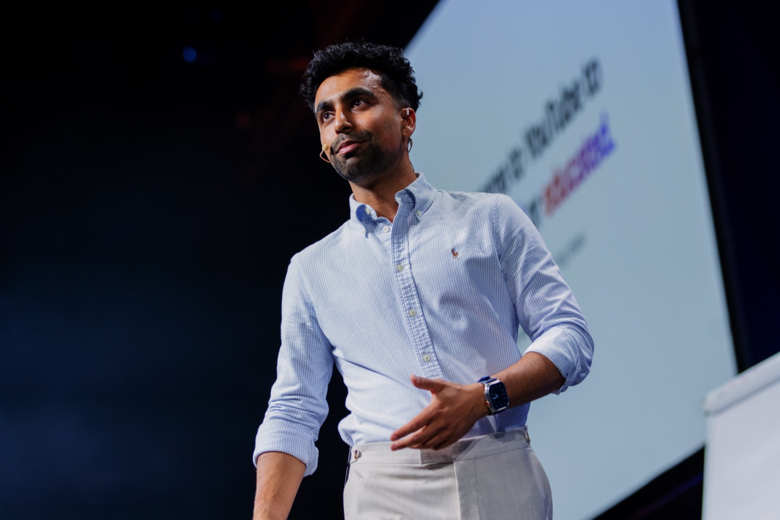 Saf speaking at Mindvalley University 2026. Photograph by Kersti Edmeades.